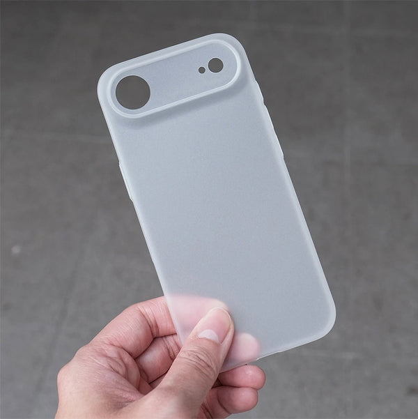 Coque ultra-fine rigide à finition mate