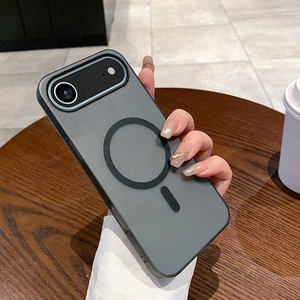Coque fine mate translucide